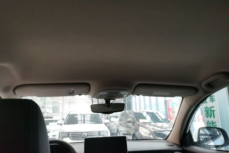 比亚迪 宋 2019款 1.5TI 自动智联越动型中控内饰22