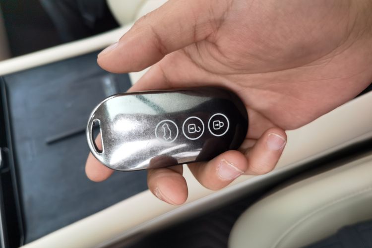 鸿蒙智行 问界M7 2024款 1.5T 后驱Plus版 6座中控内饰11