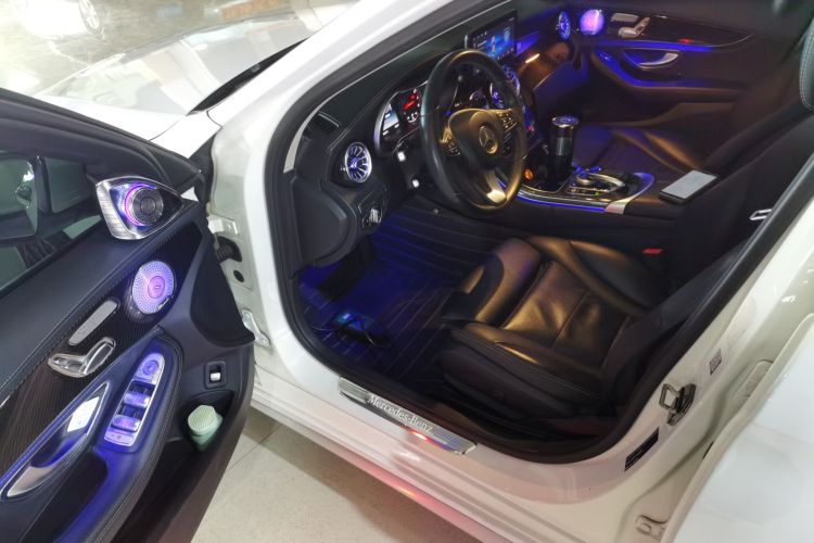 奔驰C级 2015款 改款 C 200 L 运动型中控内饰20