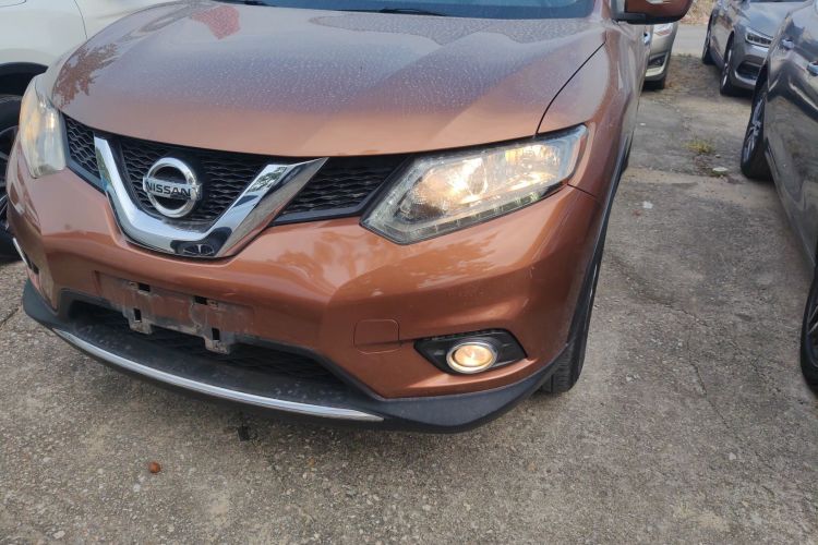 日产 奇骏 2014款 2.5L CVT领先版 4WD局部细节36