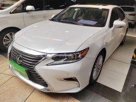 雷克萨斯ES 2015款 250 典雅版