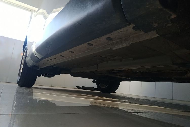 丰田 卡罗拉锐放 2022款 2.0L 先锋版局部细节9001