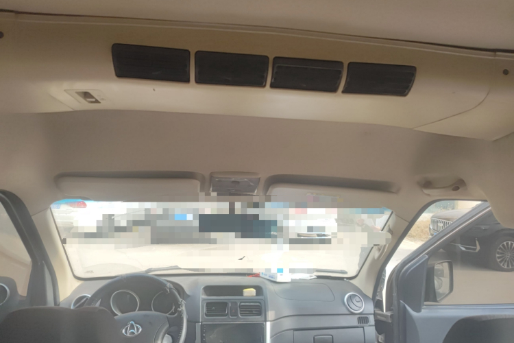 长安凯程 长安睿行M90 2018款 2.0L超值型高顶对开门6座4G94S局部细节22