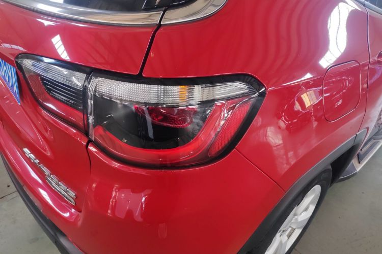 Jeep 指南者 2017款 200T 自动家享版车身外观9