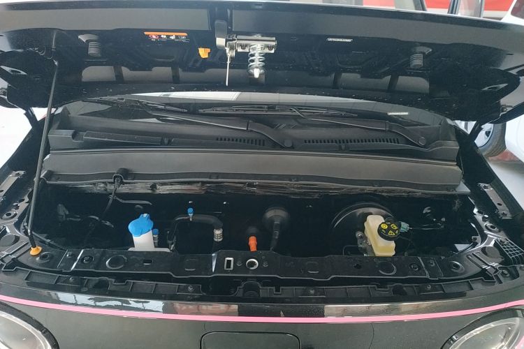 吉利银河 2025款 210km 熊猫卡丁局部细节24