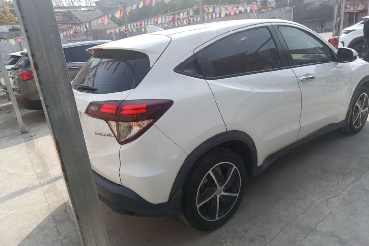 本田 缤智 2020款 1.5L CVT豪华版车身外观7