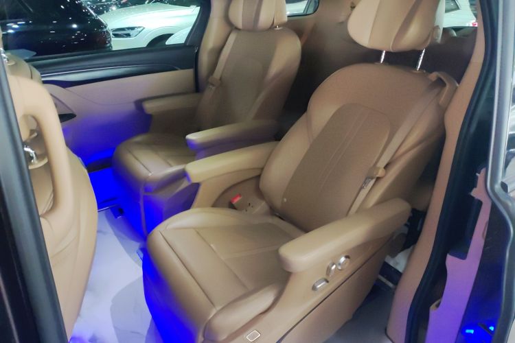 别克GL8 2020款 ES陆尊 653T 旗舰型中控内饰7004