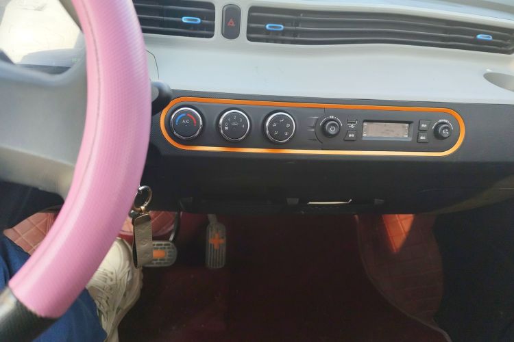 五菱汽车 宏光MINIEV 2020款 自在款 磷酸铁锂中控内饰16