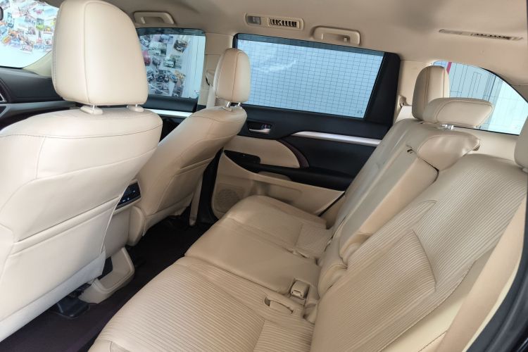 丰田 汉兰达 2015款 2.0T 四驱精英版 7座中控内饰21