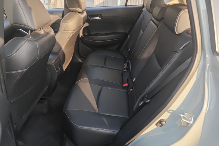 丰田 卡罗拉锐放 2022款 2.0L 旗舰版中控内饰7002