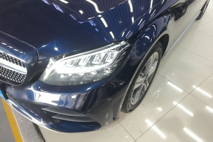 奔驰C级 2020款 C 260 L 运动版局部细节36