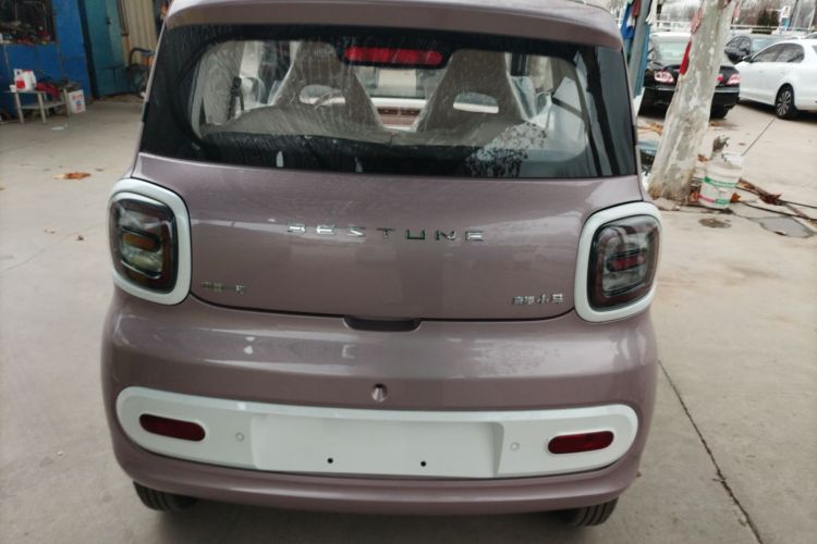 奔腾小马 2026款 222km 萌趣马 Plus车身外观6