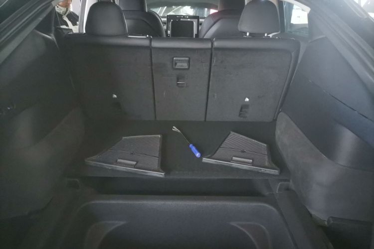 特斯拉 Model Y 2022款 后轮驱动版局部细节23