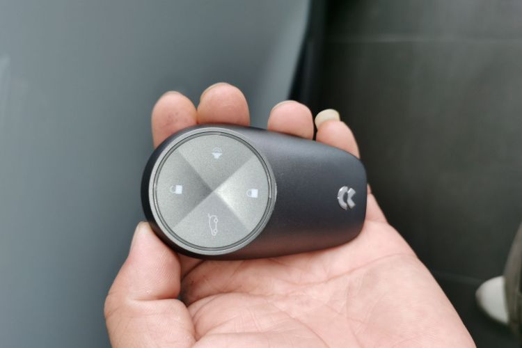 蔚来ES6 2019款 420KM 运动版中控内饰7001