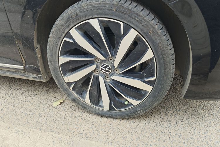 大众 帕萨特 2022款 330TSI 星空精英版车身外观6002