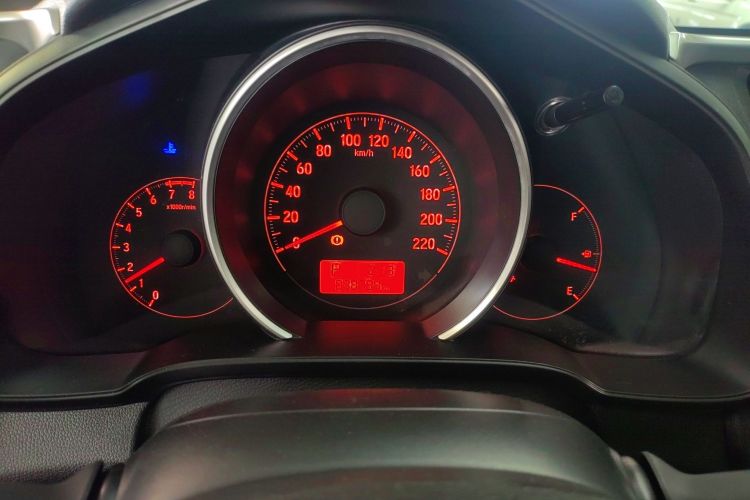 本田 飞度 2018款 1.5L CVT潮跑版局部细节14