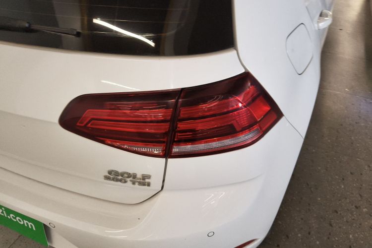 大众 高尔夫 2020款 280TSI DSG舒适型车身外观9