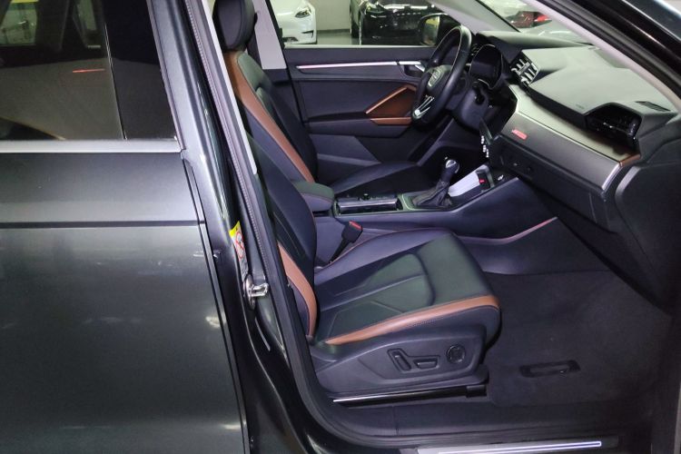 奥迪Q3 2020款 40 TFSI 时尚致雅型局部细节41