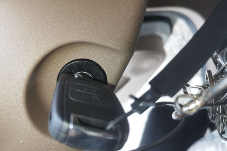 五菱汽车 宏光MINIEV 2025款 四门版 进阶款中控内饰11