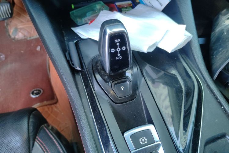 领克02 2018款 1.5T DCT两驱劲Pro版 国V中控内饰18