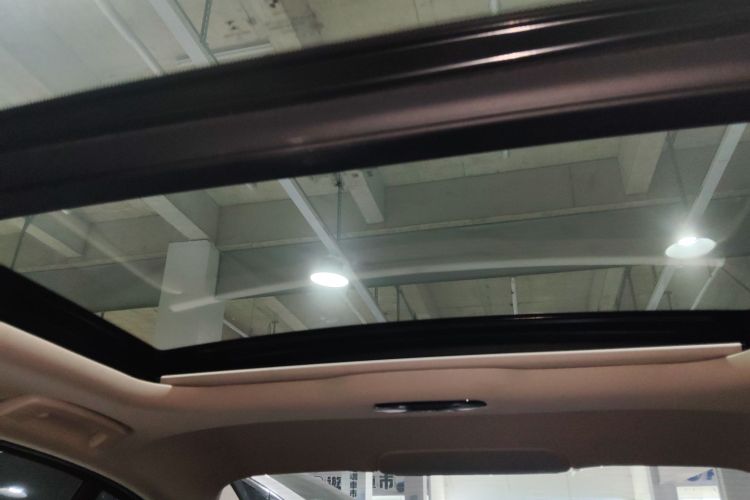 宝马3系 2021款 325Li M运动套装中控内饰22