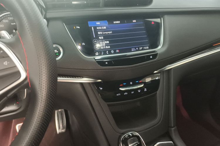 凯迪拉克XT5 2022款 2.0T 四驱豪华型（蜂鸟版）中控内饰16