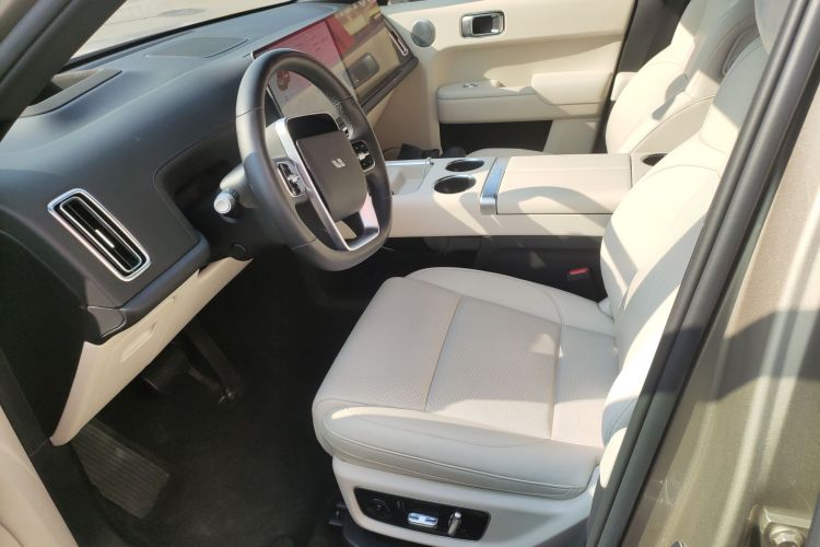 理想汽车 理想L9 2024款 Ultra局部细节19