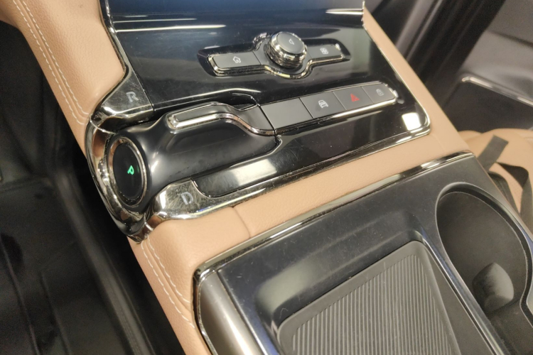 蔚来ES8 2022款 75kWh 六座版局部细节18