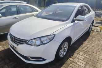 荣威360 2016款 1.5L 自动智屏版