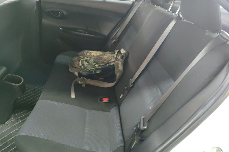 丰田 YARiS L 致享 2019款 1.5E CVT魅动版 国VI中控内饰7004