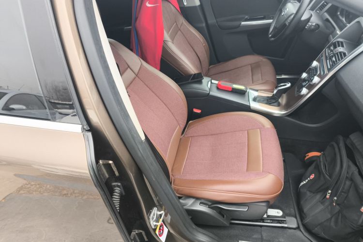 沃尔沃XC60 2017款 T5 智行版局部细节41