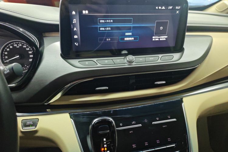 别克GL8 2023款 改款 陆上公务舱 豪华型中控内饰16