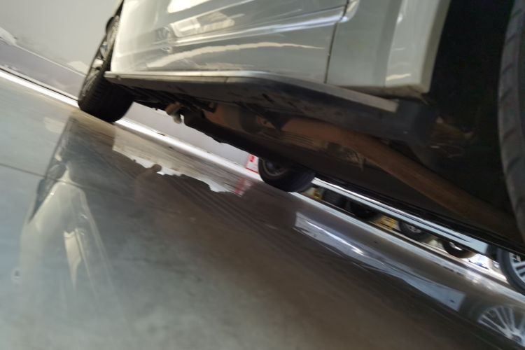 理想汽车 理想ONE 2021款 增程6座版局部细节9001