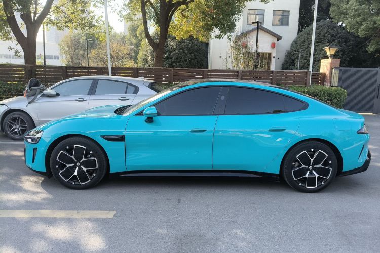 小米汽车 小米SU7 2024款 后驱长续航智驾版车身外观4