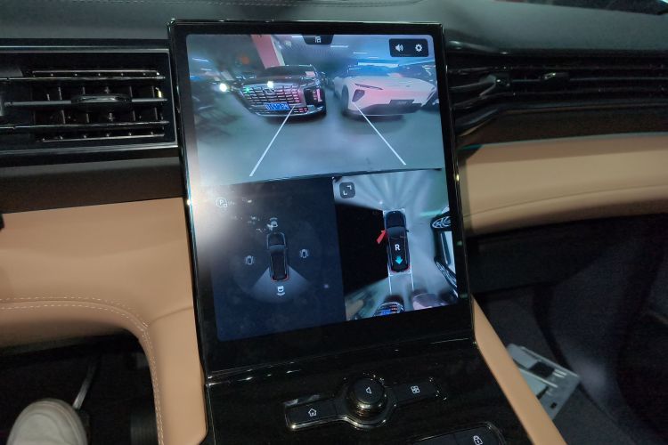 蔚来ES8 2020款 580KM 签名版 六座版中控内饰16