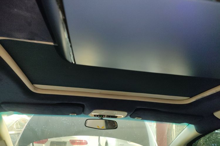 别克GL8 2022款 ES陆尊 653T 舒适型中控内饰22