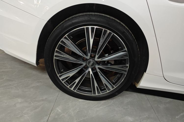 奥迪A6L 2021款 45 TFSI 臻选动感型车身外观6002