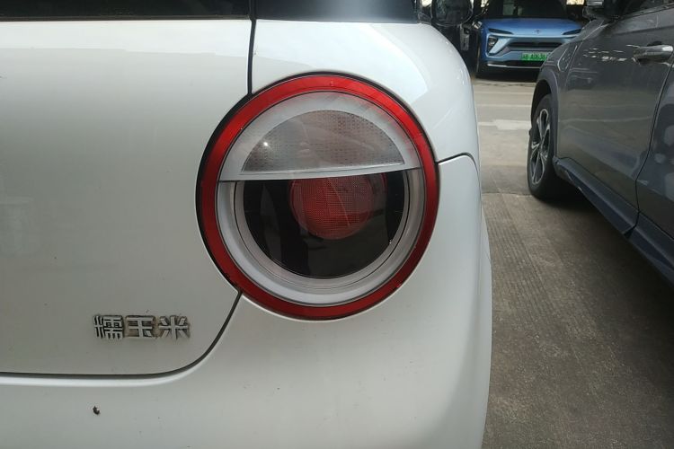 长安启源 长安Lumin 2022款 155km 清甜款车身外观9