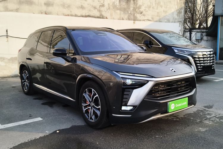 蔚来ES8 2020款 450KM 六座版车身外观3