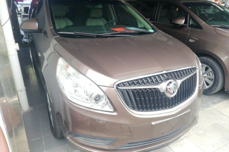 别克GL8 2018款 28T 豪华型 国VI车身外观3