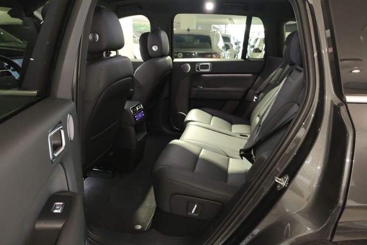 理想汽车 理想L6 2024款 Pro中控内饰21