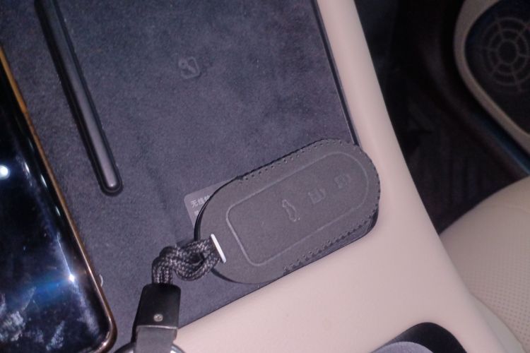 鸿蒙智行 问界M7 2024款 1.5T 智驾四驱Max版 5座中控内饰7001