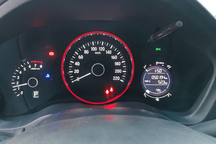 本田 缤智 2020款 220 TURBO CVT精英版中控内饰14