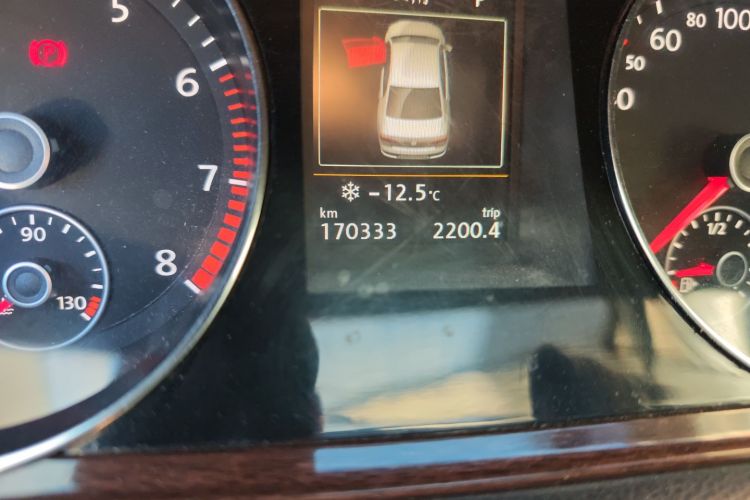 大众 迈腾 2015款 2.0TSI 尊贵型中控内饰15