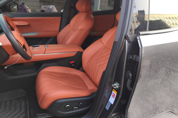 深蓝汽车 深蓝S07 2023款 200Max增程版中控内饰19