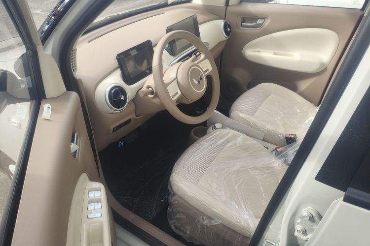 五菱汽车 宏光MINIEV 2025款 四门版 臻享+款中控内饰7003