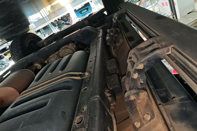 坦克300 2021款 城市版 2.0T 很有型局部细节9002