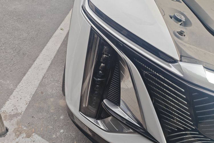 凯迪拉克 IQ锐歌 2022款 后驱长续航豪华版车身外观6006