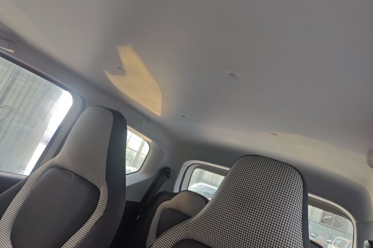 五菱汽车 宏光MINIEV 2024款 第三代 215km 青春版中控内饰22