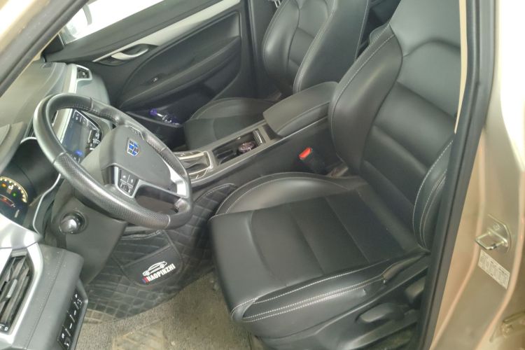 吉利汽车 帝豪 2018款 1.5L CVT向上互联版中控内饰19